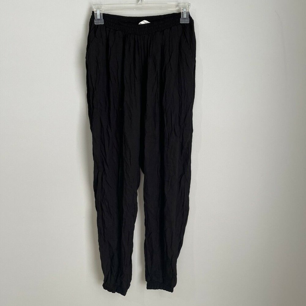 Cool Change Black Women's Elastic Waistband High Rise Pants Cropped